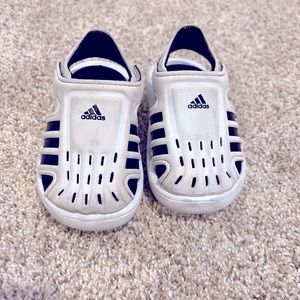 Size 4 adidas sandals